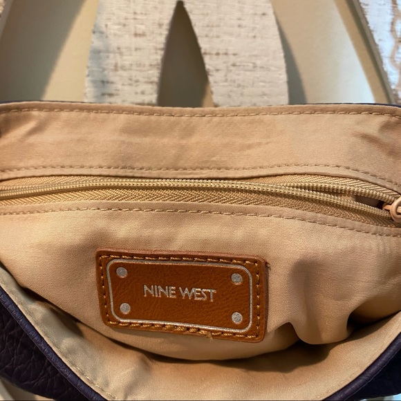 Nine West Crossbody Purse - Picture 6 of 6